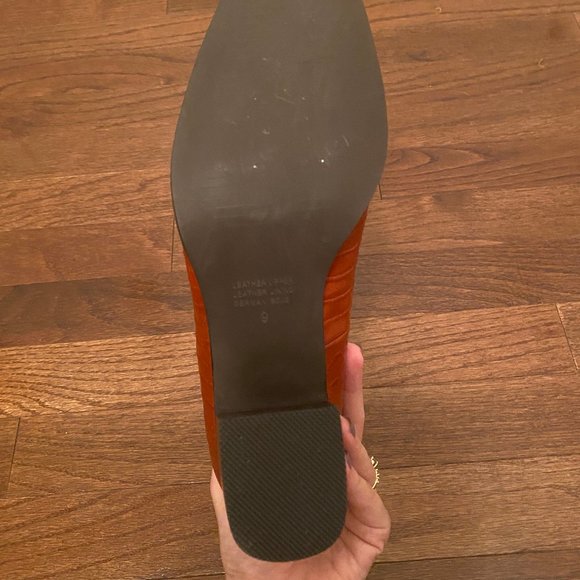 INTENTIONALLY BLANK Peptalk Croc Embossed Leather Pump - Picture 6 of 7